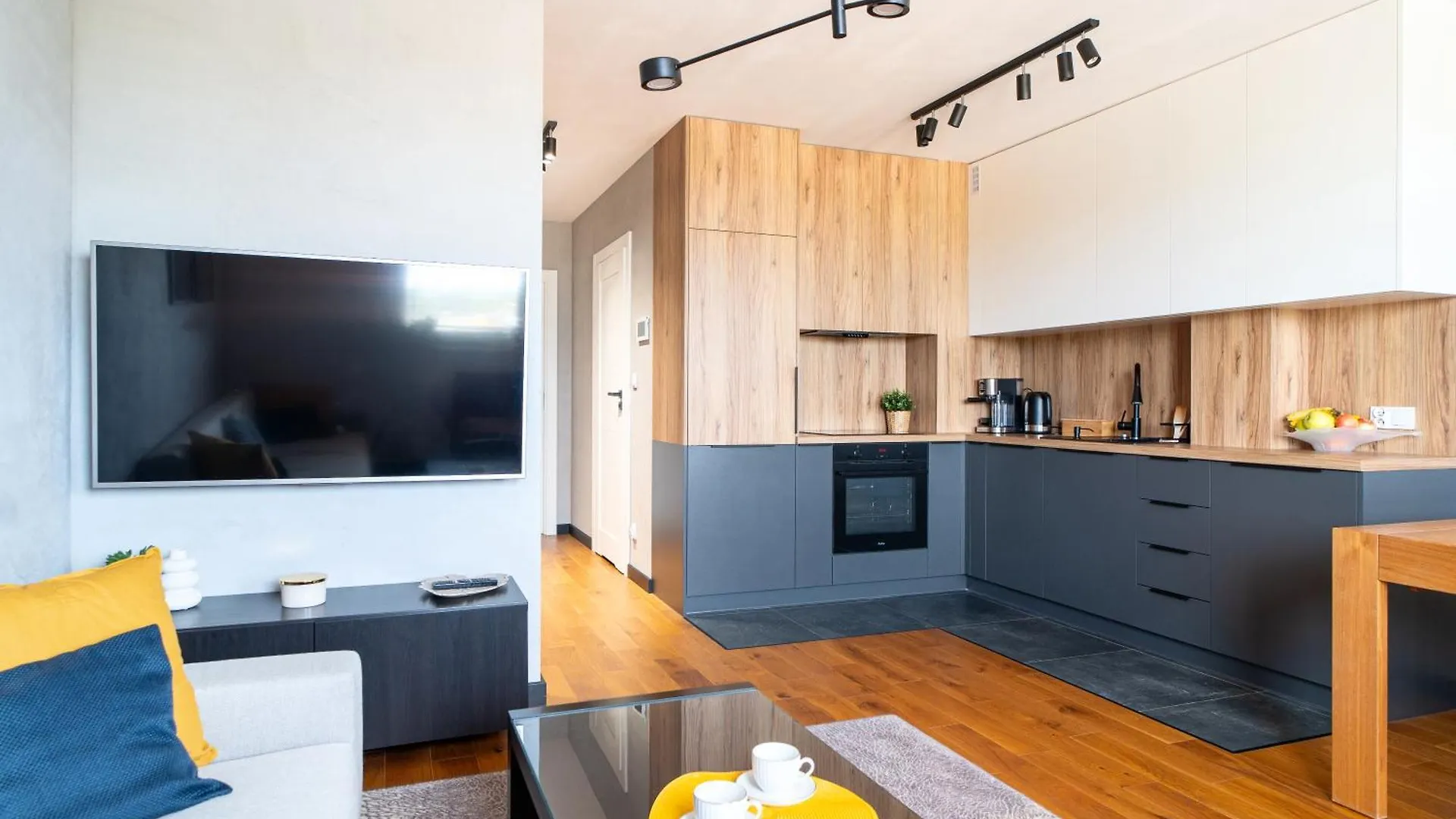 Grey Wall Apartment كراكوفيا